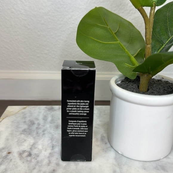 NYX Hydration Oil Primer - Picture 2 of 2